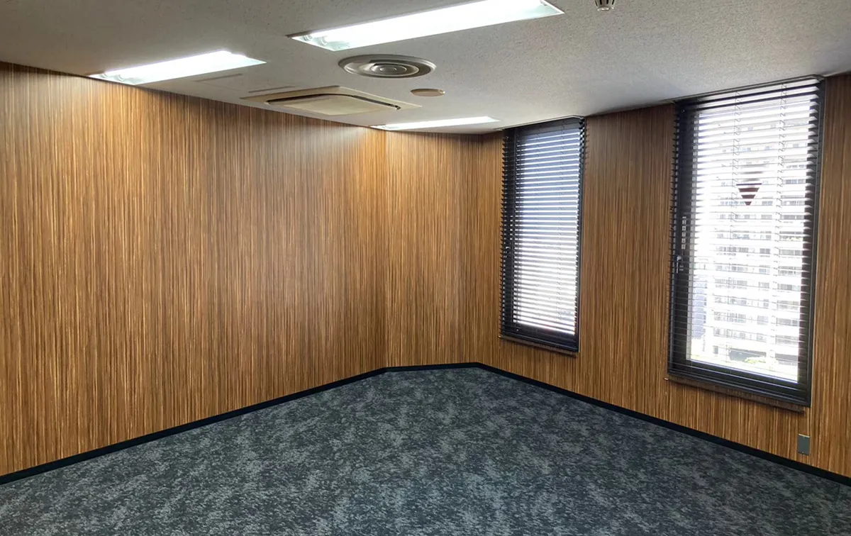 ジェイリース本社