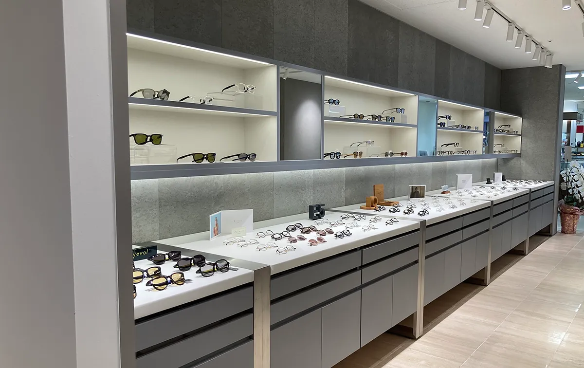 OPTIER EYEWEAR SALON リニューアル